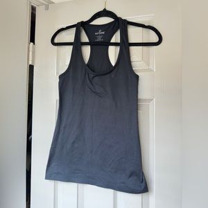 Black workout tank